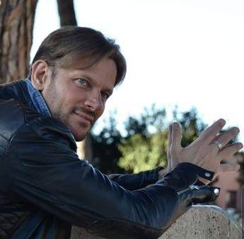 'Ho guardato il male negli Occhi', l'attore Pelizzi a Treviglio contro femminicidi 'Ho guardato il male negli Occhi', l'attore Pelizzi a Treviglio contro femminicidi